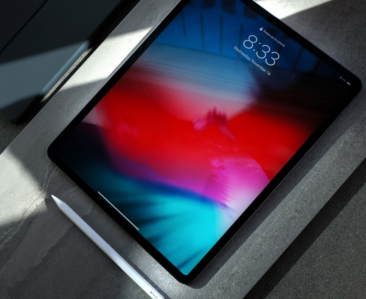 报告称苹果 2024 款 iPad 或采用混合 OLED 技术，机身更薄