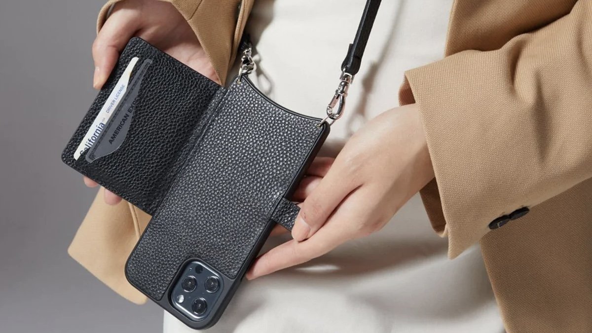 Bandolier wireless charging crossbody