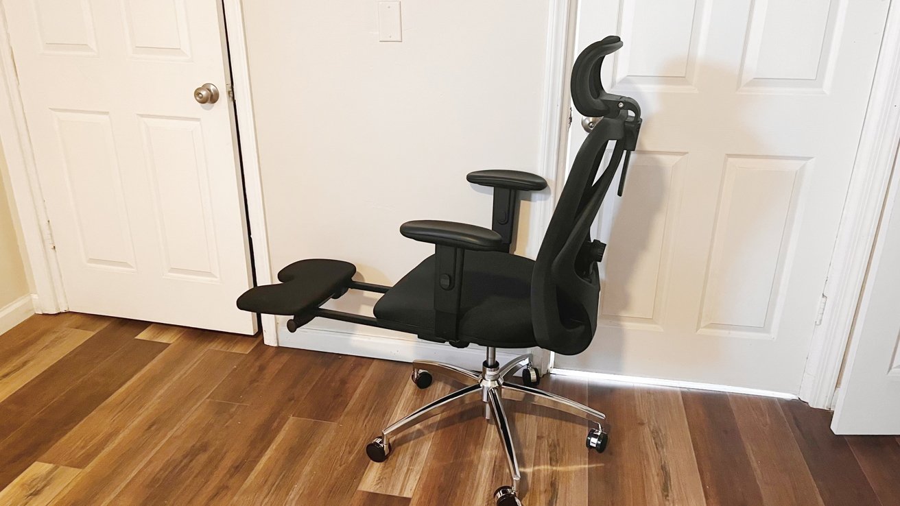 Built-in recliner