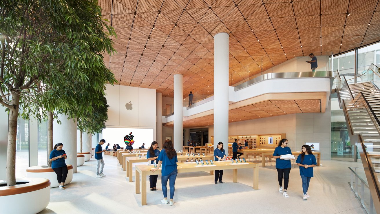 A wide shot showing the inside of Apple BKC [Apple]