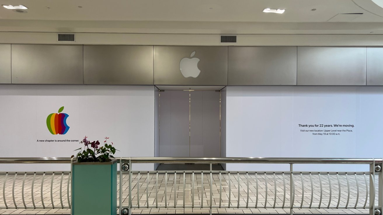 Saying goodbye to the old Apple Tysons Corner