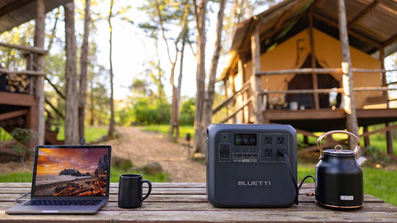 The Bluetti AC180 is the perfect outdoor companion. 