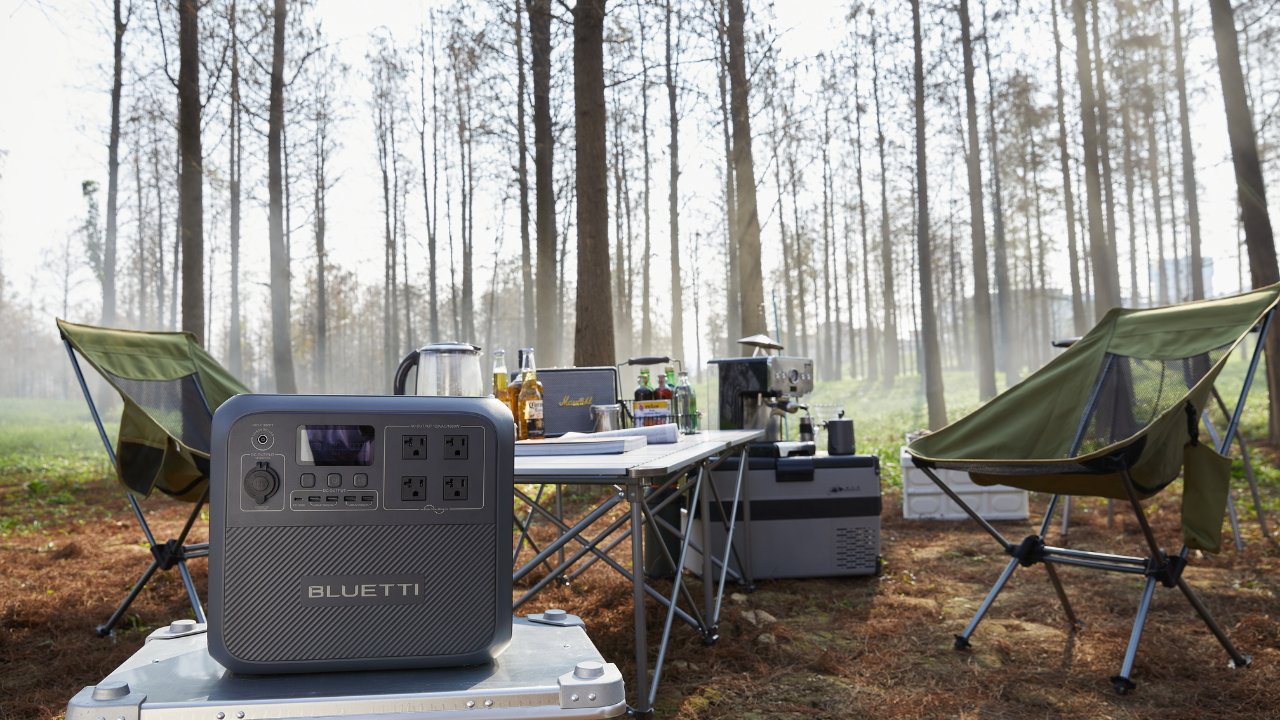 Extend your off-grid adventure with the Bluetti AC200MAX. 