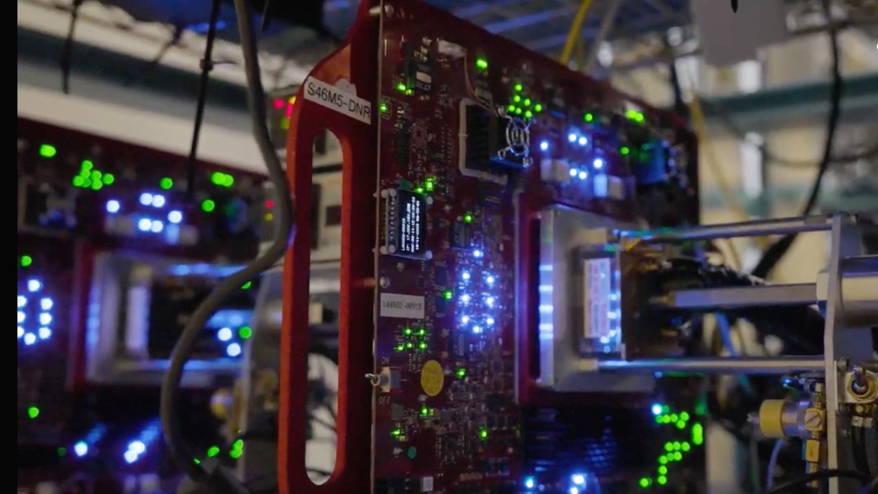 An Apple processor being tested for (among other things) performance under extreme temperatures