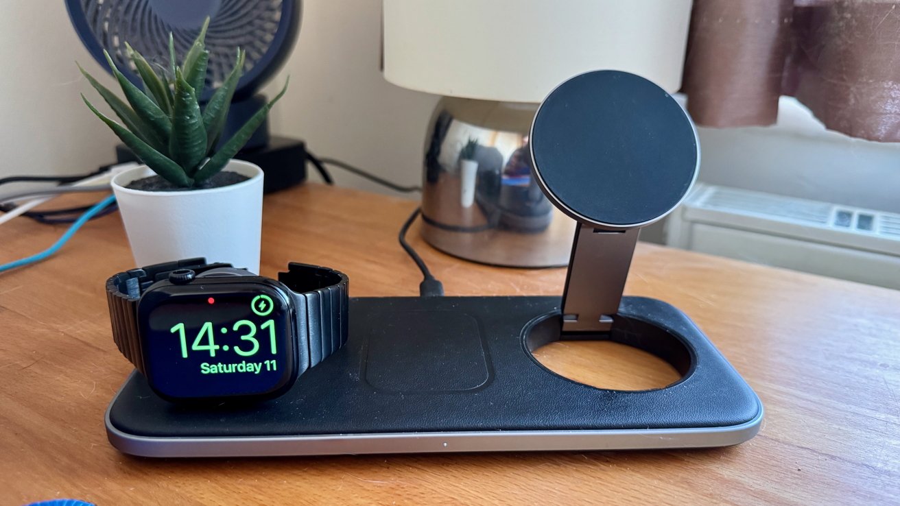 Apple Watch Series 10 charging on a Satechi charging station.