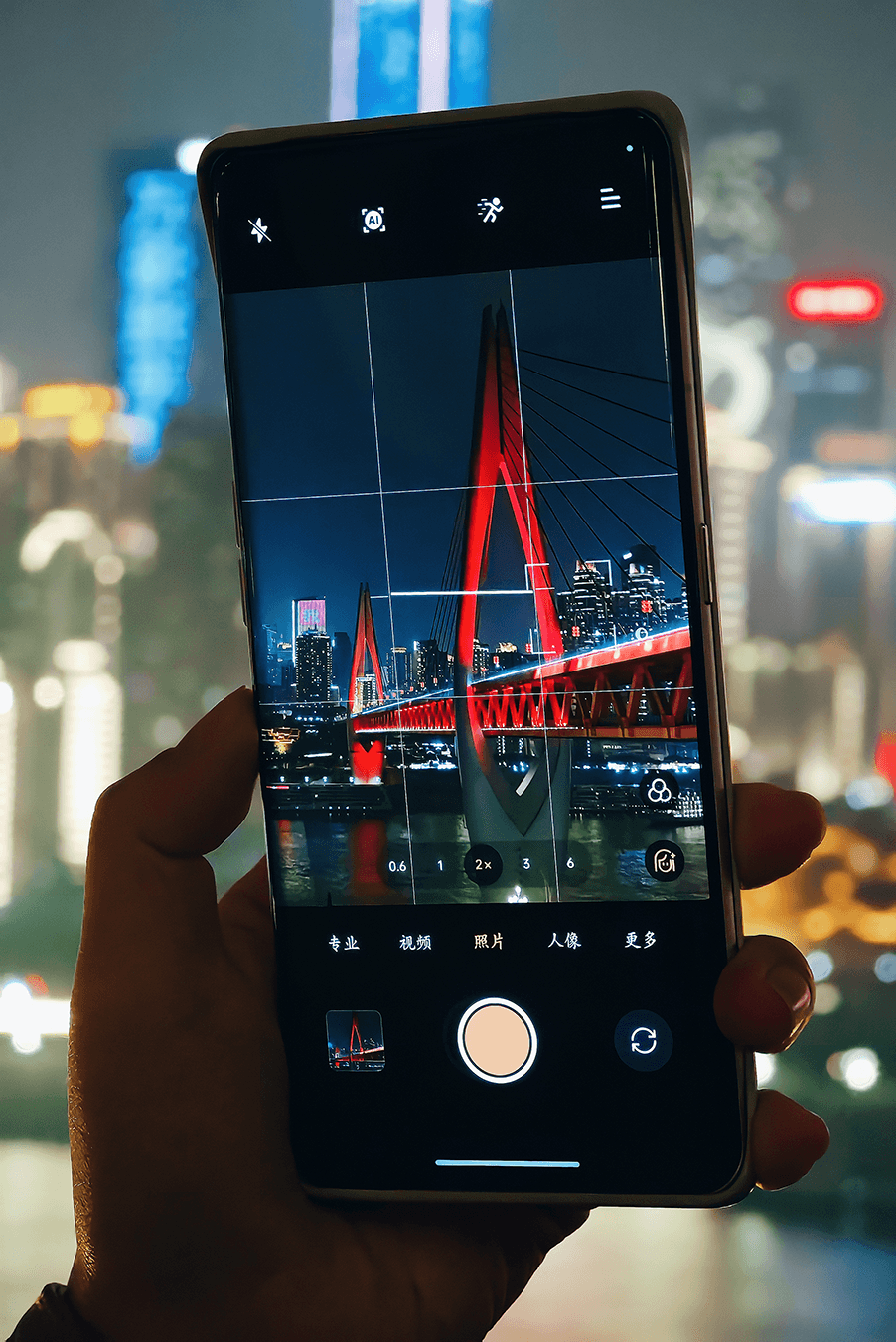 从源头重塑画质：苹果DarkDiff模型将AI融入ISP流程，攻克暗光拍摄难题