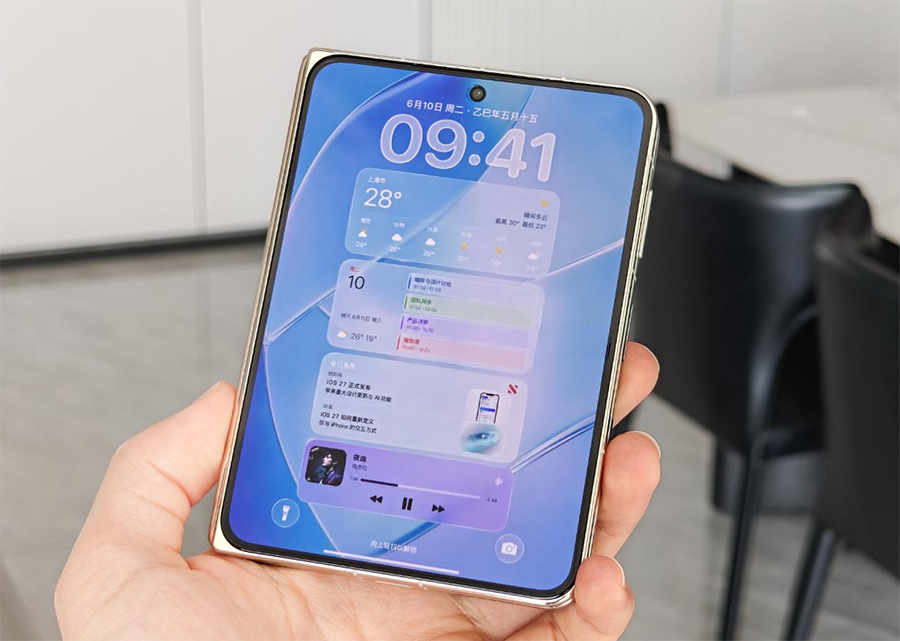 苹果首款折叠屏 iPhone Ultra：起售价1.36万元，无折痕+超薄机身